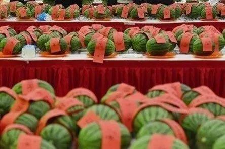 吃瓜的嘉年华免费阅读,免费阅读带你领略全民狂欢 第3张 吃瓜的嘉年华免费阅读,免费阅读带你领略全民狂欢 第3张